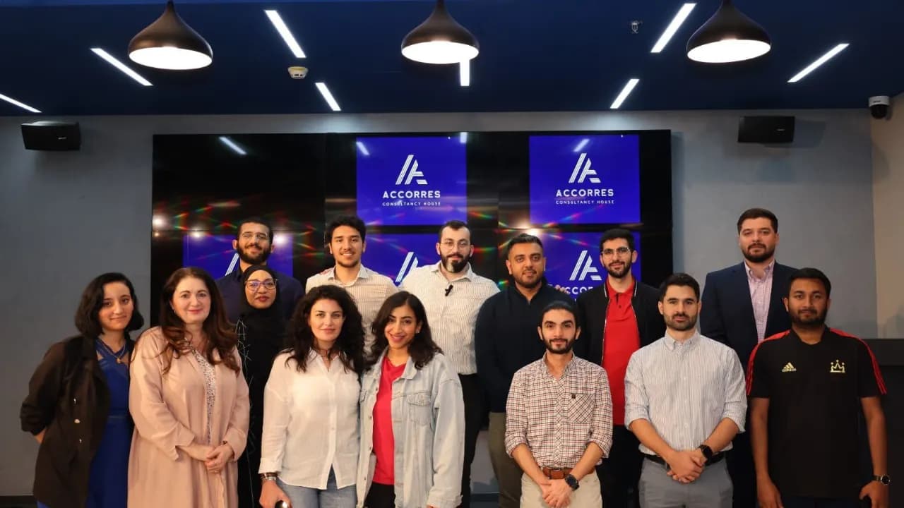LinkedIn Sales Navigator training group at Accorres Consultancy House